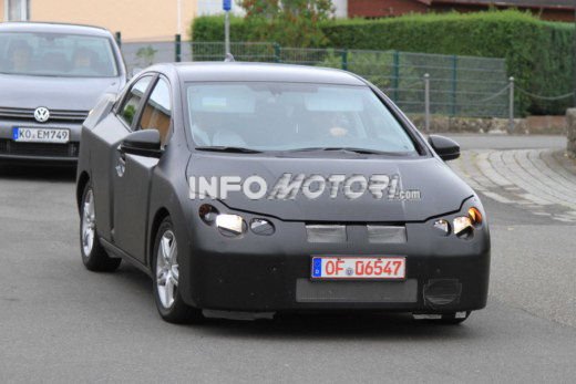 Nuova Honda Civic 5 porte sorpresa in alcune foto rubate - Fotogallery - 9